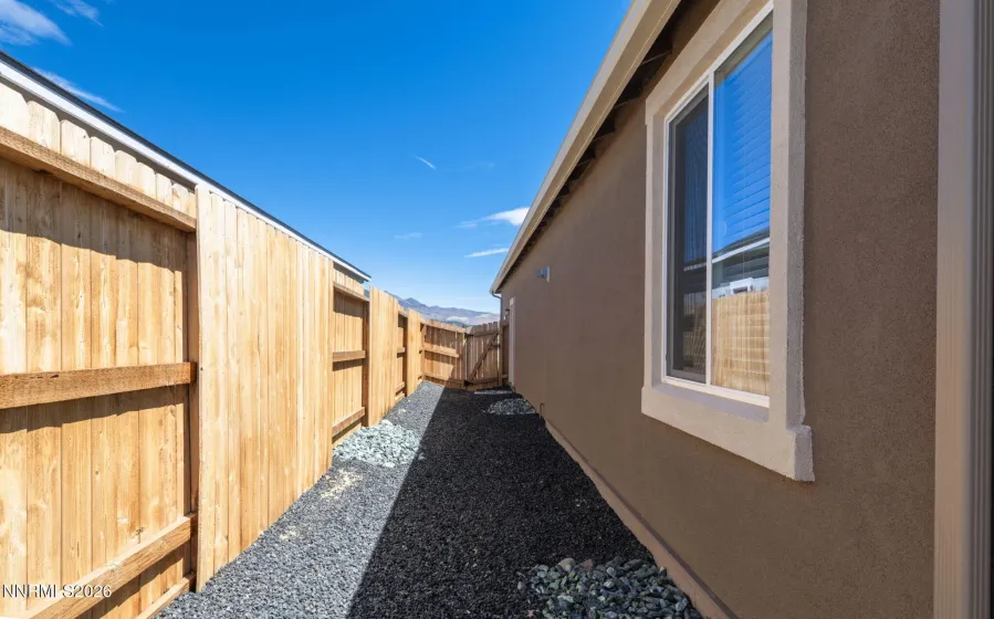 731 Roberts Creek Drive, Dayton, Nevada 89403, 4 Bedrooms Bedrooms, ,2 BathroomsBathrooms,Residential,Residential,Roberts Creek Drive,0,260009983