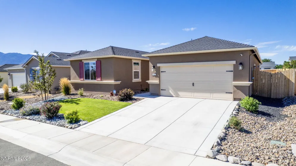 731 Roberts Creek Drive, Dayton, Nevada 89403, 4 Bedrooms Bedrooms, ,2 BathroomsBathrooms,Residential,Residential,Roberts Creek Drive,0,260009983