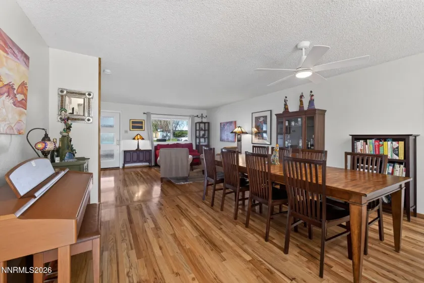 1430 Ebbetts, Reno, Nevada 89503, 3 Bedrooms Bedrooms, ,3 BathroomsBathrooms,Residential,Residential,Ebbetts,0,260009985