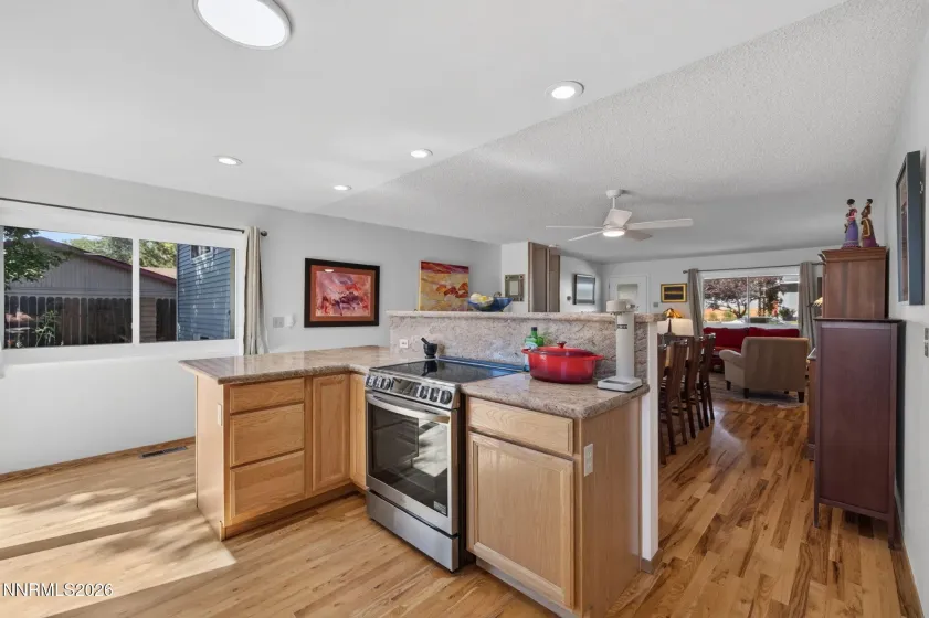 1430 Ebbetts, Reno, Nevada 89503, 3 Bedrooms Bedrooms, ,3 BathroomsBathrooms,Residential,Residential,Ebbetts,0,260009985