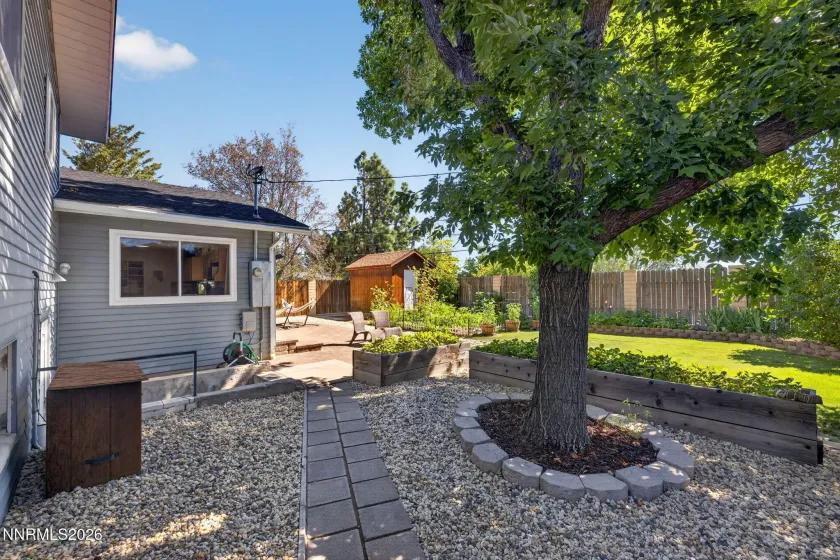 1430 Ebbetts, Reno, Nevada 89503, 3 Bedrooms Bedrooms, ,3 BathroomsBathrooms,Residential,Residential,Ebbetts,0,260009985