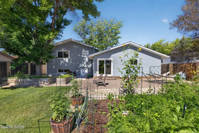 1430 Ebbetts, Reno, Nevada 89503, 3 Bedrooms Bedrooms, ,3 BathroomsBathrooms,Residential,Residential,Ebbetts,0,260009985