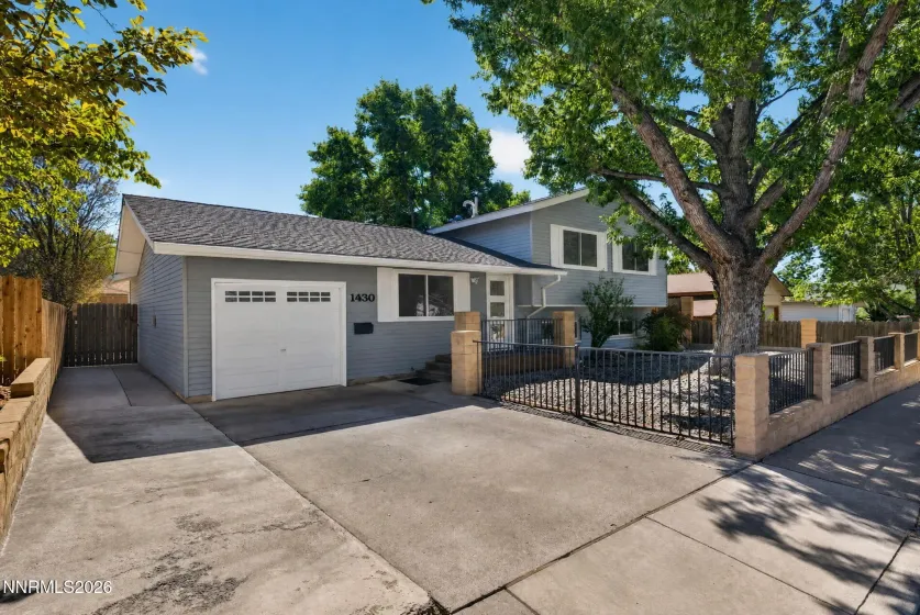 1430 Ebbetts, Reno, Nevada 89503, 3 Bedrooms Bedrooms, ,3 BathroomsBathrooms,Residential,Residential,Ebbetts,0,260009985