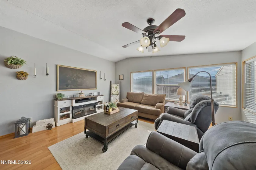 20 Mount Lewis, Battle Mountain, Nevada 89820, 3 Bedrooms Bedrooms, ,2 BathroomsBathrooms,Residential,Residential,Mount Lewis,0,260000457