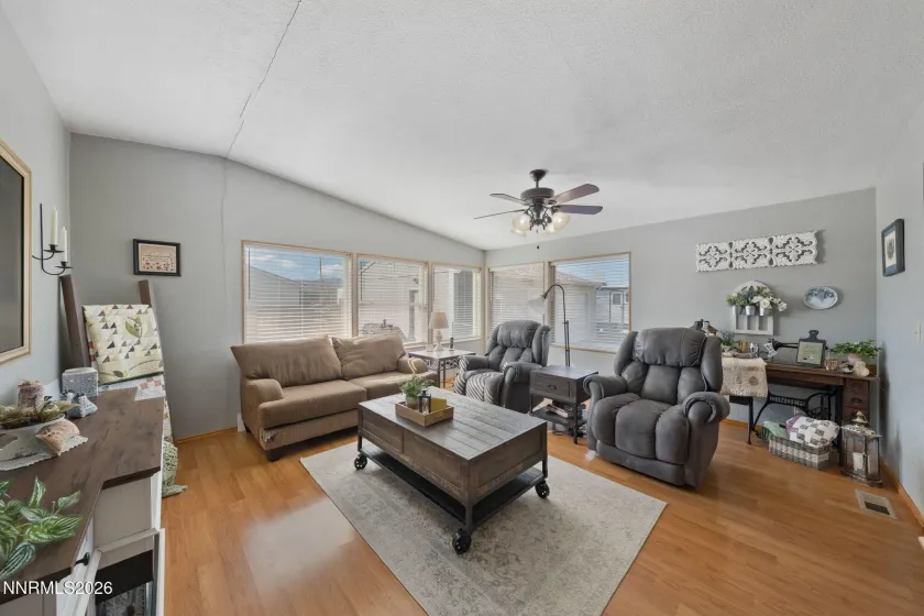 20 Mount Lewis, Battle Mountain, Nevada 89820, 3 Bedrooms Bedrooms, ,2 BathroomsBathrooms,Residential,Residential,Mount Lewis,0,260000457