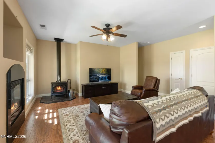 1775 Buckthorn, Minden, Nevada 89423, 5 Bedrooms Bedrooms, ,3 BathroomsBathrooms,Residential,Residential,Buckthorn,0,260009989