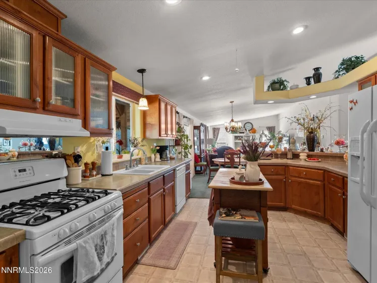 1075 Mesa, Fernley, Nevada 89408, 3 Bedrooms Bedrooms, ,2 BathroomsBathrooms,Residential,Residential,Mesa,0,260009992