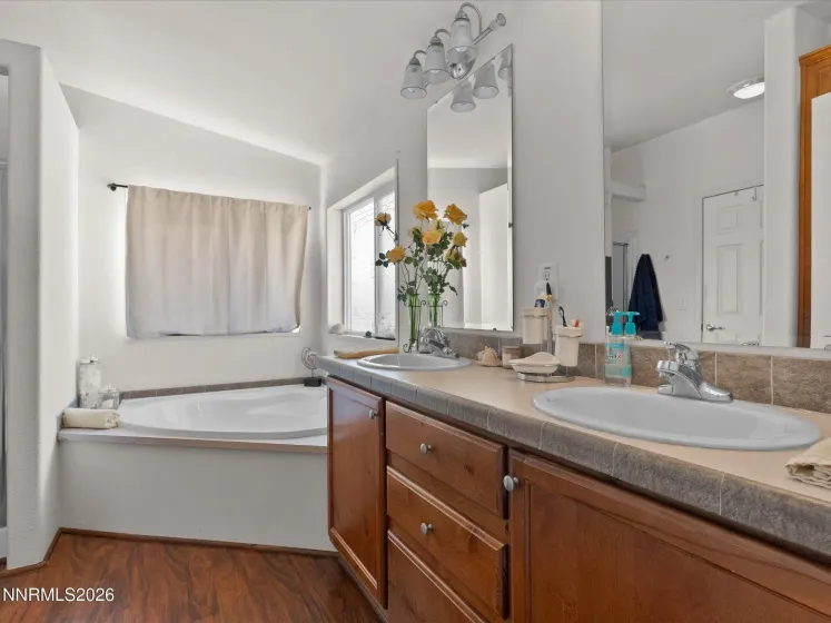 1075 Mesa, Fernley, Nevada 89408, 3 Bedrooms Bedrooms, ,2 BathroomsBathrooms,Residential,Residential,Mesa,0,260009992