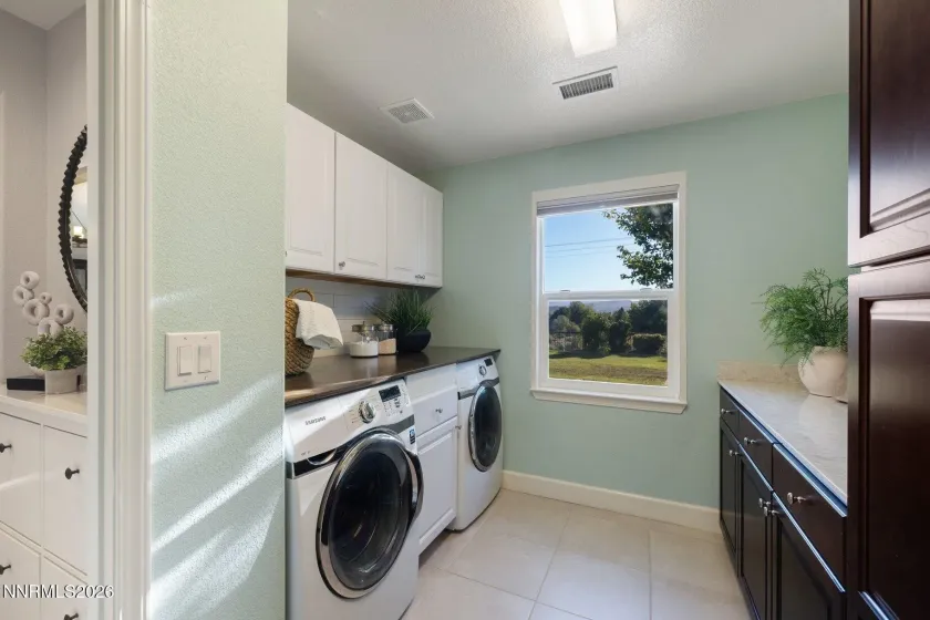 7747 Rhythm, Sparks, Nevada 89436, 4 Bedrooms Bedrooms, ,3 BathroomsBathrooms,Residential,Residential,Rhythm,0,260009991