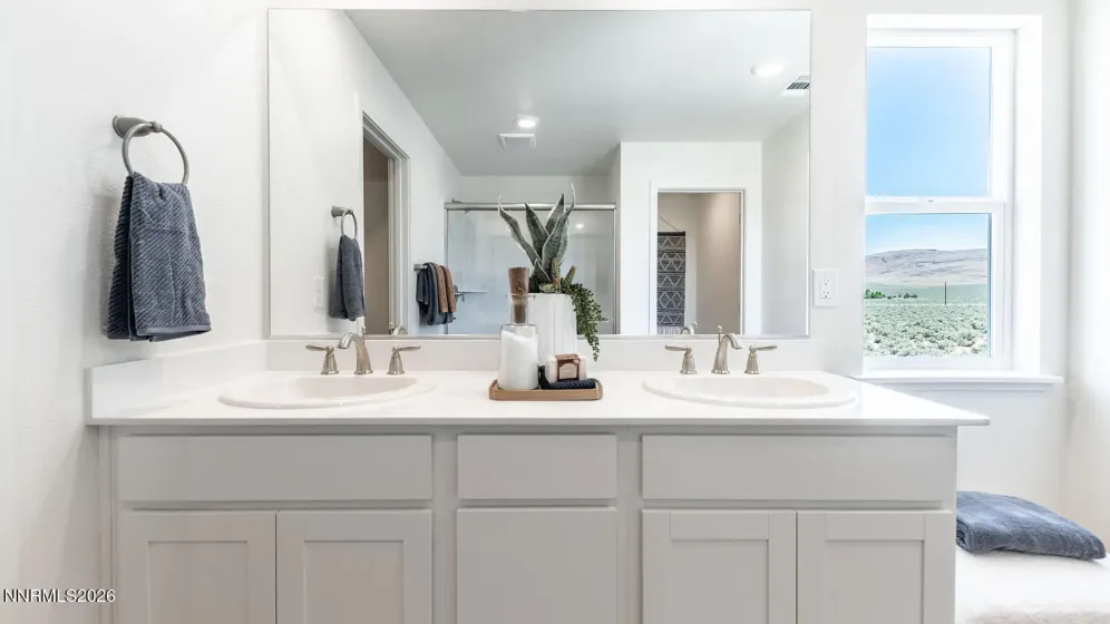 4288 Spotted Leaf, Sparks, Nevada 89436, 4 Bedrooms Bedrooms, ,3 BathroomsBathrooms,Residential,Residential,Spotted Leaf,0,260009996