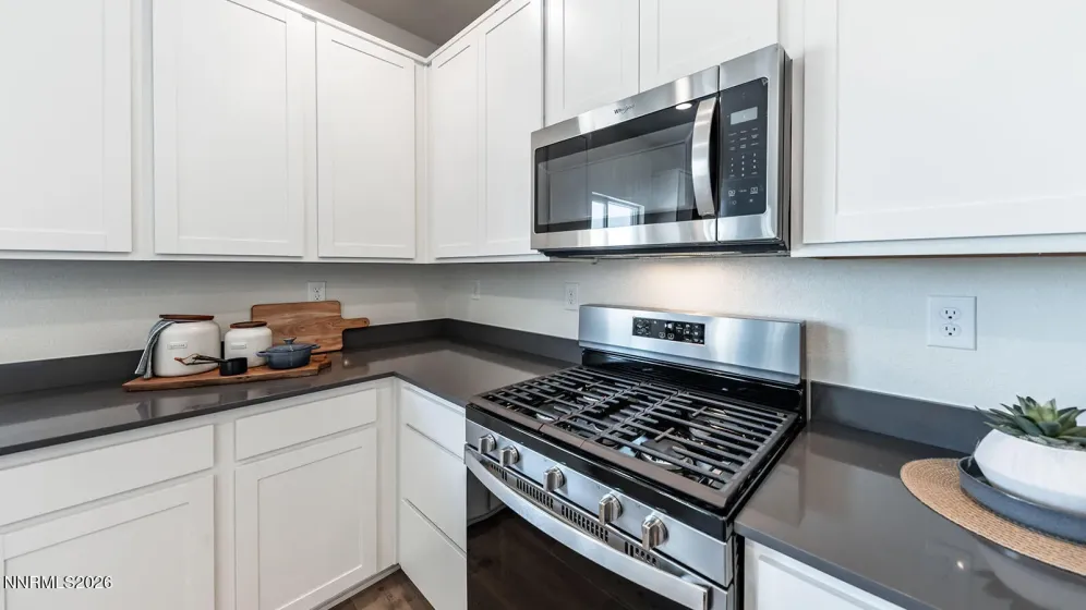 4288 Spotted Leaf, Sparks, Nevada 89436, 4 Bedrooms Bedrooms, ,3 BathroomsBathrooms,Residential,Residential,Spotted Leaf,0,260009996