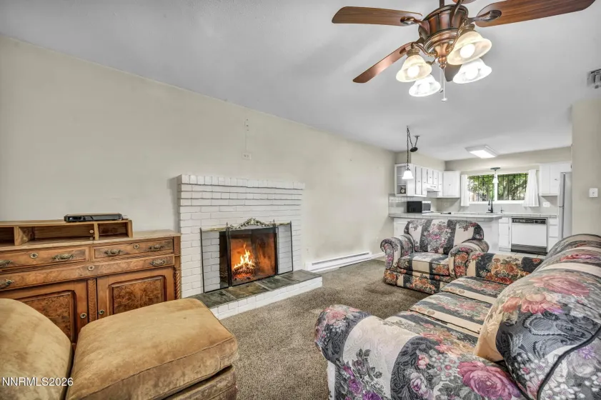 541 Smithridge, Reno, Nevada 89502, 2 Bedrooms Bedrooms, ,2 BathroomsBathrooms,Residential,Residential,Smithridge,0,260009997