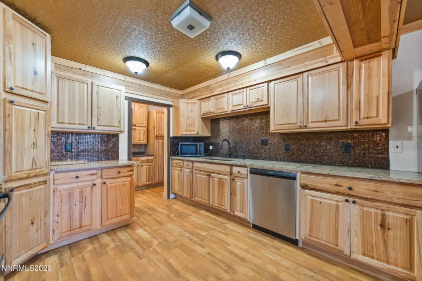 905 E, Virginia City, Nevada 89440, 4 Bedrooms Bedrooms, ,4 BathroomsBathrooms,Residential,Residential,E,0,260009999
