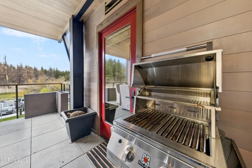 9 Beach Club, Stateline, Nevada 89449, 2 Bedrooms Bedrooms, ,3 BathroomsBathrooms,Residential,Residential,Beach Club,0,260010000