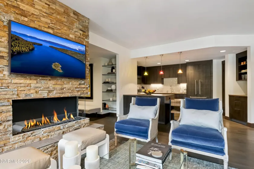 9 Beach Club, Stateline, Nevada 89449, 2 Bedrooms Bedrooms, ,3 BathroomsBathrooms,Residential,Residential,Beach Club,0,260010000