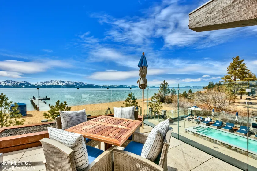 9 Beach Club, Stateline, Nevada 89449, 2 Bedrooms Bedrooms, ,3 BathroomsBathrooms,Residential,Residential,Beach Club,0,260010000