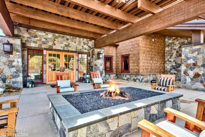 9 Beach Club, Stateline, Nevada 89449, 2 Bedrooms Bedrooms, ,3 BathroomsBathrooms,Residential,Residential,Beach Club,0,260010000