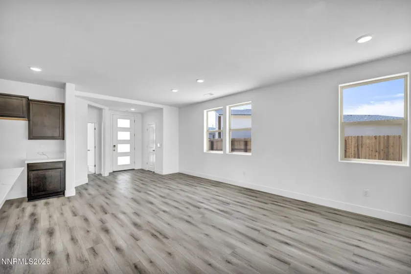 124 Radiant, Carson City, Nevada 89705, 4 Bedrooms Bedrooms, ,2 BathroomsBathrooms,Residential,Residential,Radiant,0,260010005
