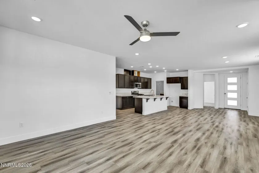 124 Radiant, Carson City, Nevada 89705, 4 Bedrooms Bedrooms, ,2 BathroomsBathrooms,Residential,Residential,Radiant,0,260010005