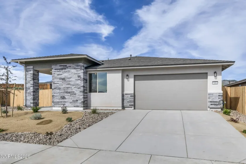 124 Radiant, Carson City, Nevada 89705, 4 Bedrooms Bedrooms, ,2 BathroomsBathrooms,Residential,Residential,Radiant,0,260010005