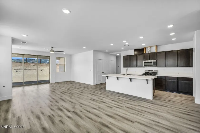 124 Radiant, Carson City, Nevada 89705, 4 Bedrooms Bedrooms, ,2 BathroomsBathrooms,Residential,Residential,Radiant,0,260010005