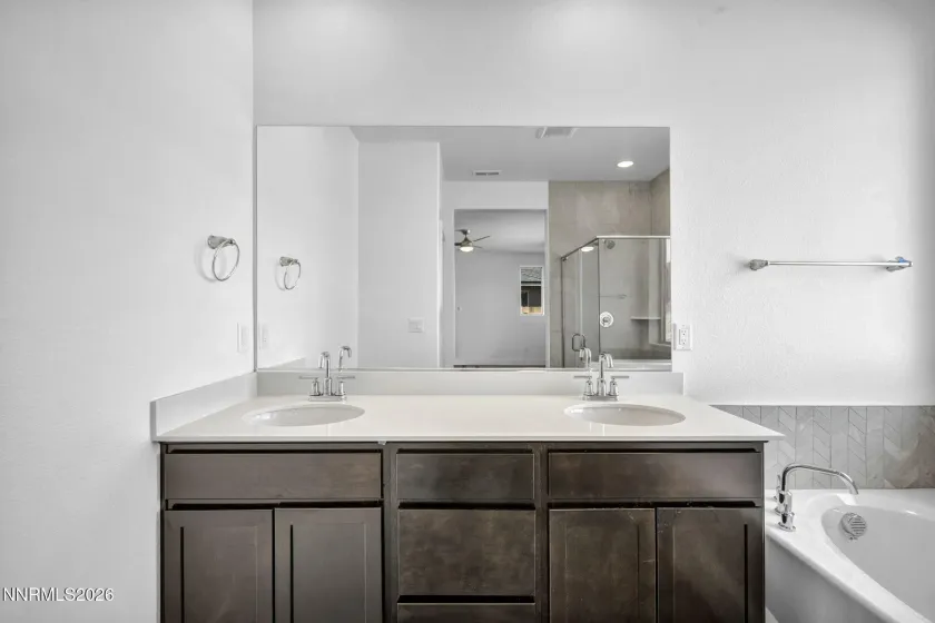 124 Radiant, Carson City, Nevada 89705, 4 Bedrooms Bedrooms, ,2 BathroomsBathrooms,Residential,Residential,Radiant,0,260010005