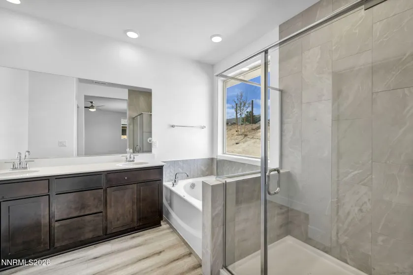 124 Radiant, Carson City, Nevada 89705, 4 Bedrooms Bedrooms, ,2 BathroomsBathrooms,Residential,Residential,Radiant,0,260010005