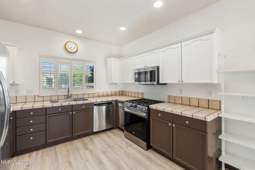 10235 Lucente, Reno, Nevada 89521, 3 Bedrooms Bedrooms, ,2 BathroomsBathrooms,Residential Lease,Manufactured,Lucente,0,260010007
