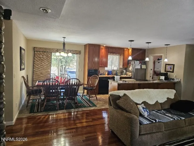 3462 Mark Twain, Gardnerville, Nevada 89410, 3 Bedrooms Bedrooms, ,2 BathroomsBathrooms,Residential,Residential,Mark Twain,0,260008596