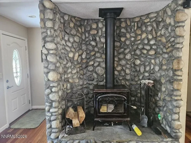 3462 Mark Twain, Gardnerville, Nevada 89410, 3 Bedrooms Bedrooms, ,2 BathroomsBathrooms,Residential,Residential,Mark Twain,0,260008596