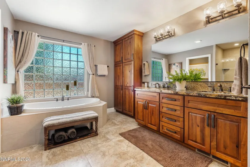 50 Chinchilla, Reno, Nevada 89511, 4 Bedrooms Bedrooms, ,3 BathroomsBathrooms,Residential,Residential,Chinchilla,0,260010014