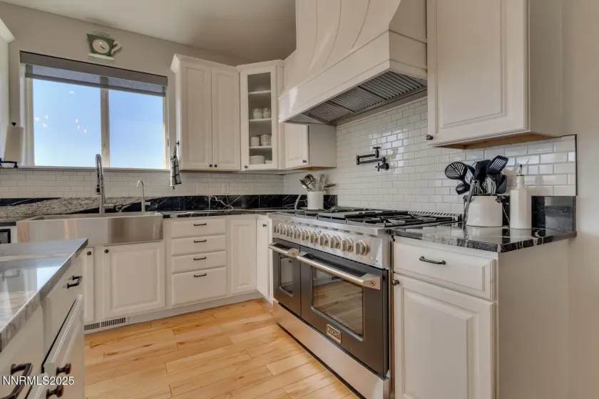 1281 Jo, Gardnerville, Nevada 89410, ,4 BathroomsBathrooms,Residential,Residential,Jo,0,260010021