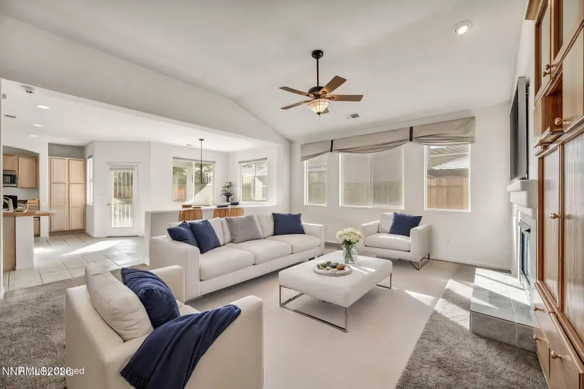 1472 Gaucho, Reno, Nevada 89521, 3 Bedrooms Bedrooms, ,2 BathroomsBathrooms,Residential,Residential,Gaucho,0,260010023