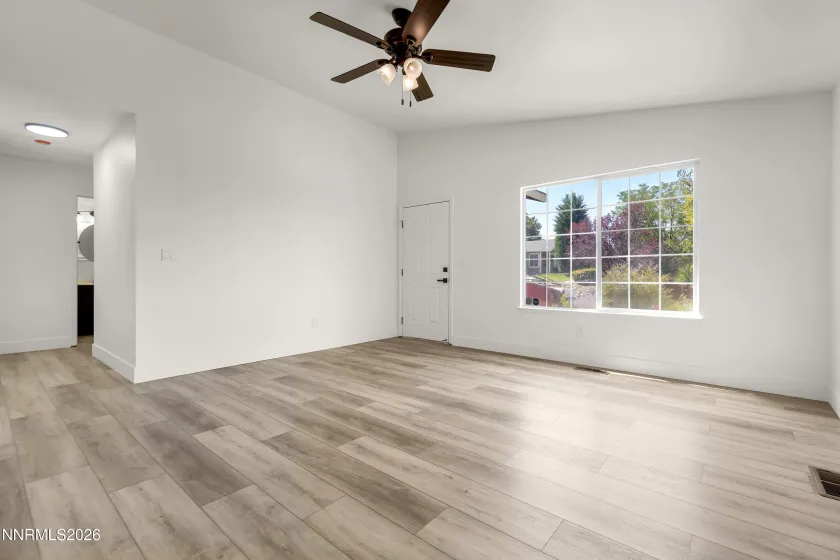5689 Peach, Sun Valley, Nevada 89433, 3 Bedrooms Bedrooms, ,3 BathroomsBathrooms,Residential,Residential,Peach,0,260010029