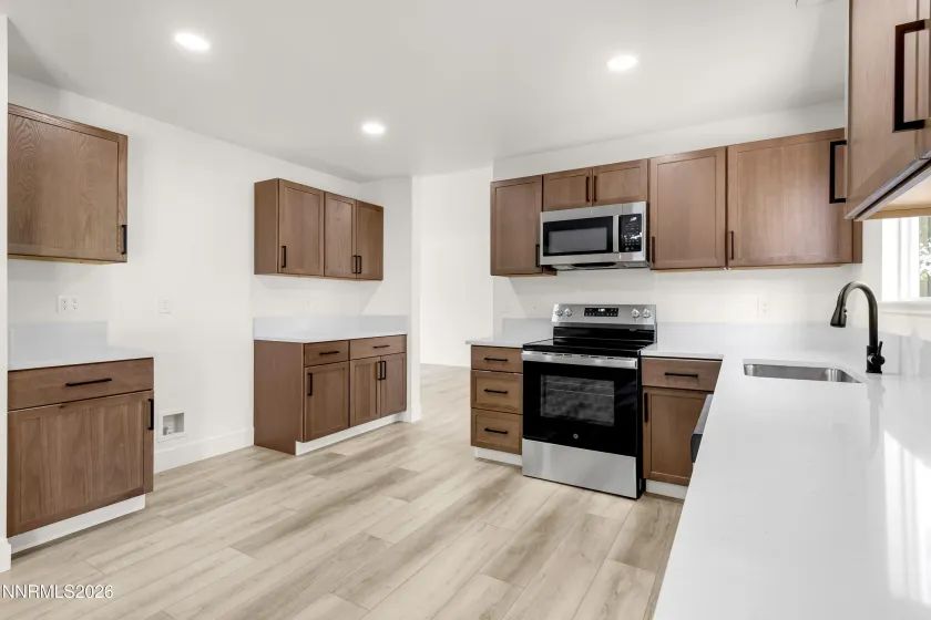 5689 Peach, Sun Valley, Nevada 89433, 3 Bedrooms Bedrooms, ,3 BathroomsBathrooms,Residential,Residential,Peach,0,260010029