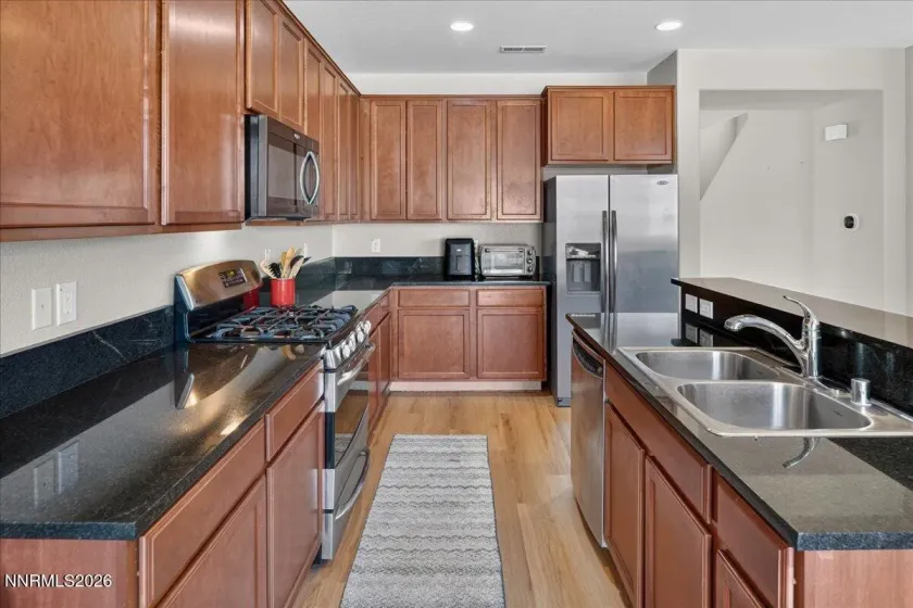 7325 Heritage Oaks, Reno, Nevada 89523, 4 Bedrooms Bedrooms, ,3 BathroomsBathrooms,Residential,Residential,Heritage Oaks,0,260010030