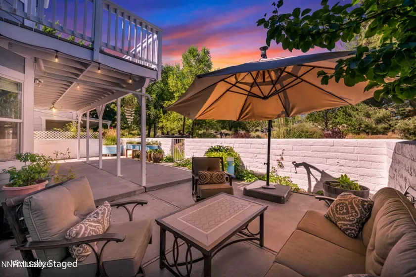 857 Lighthouse, Reno, Nevada 89511, 4 Bedrooms Bedrooms, ,3 BathroomsBathrooms,Residential,Residential,Lighthouse,0,260010031