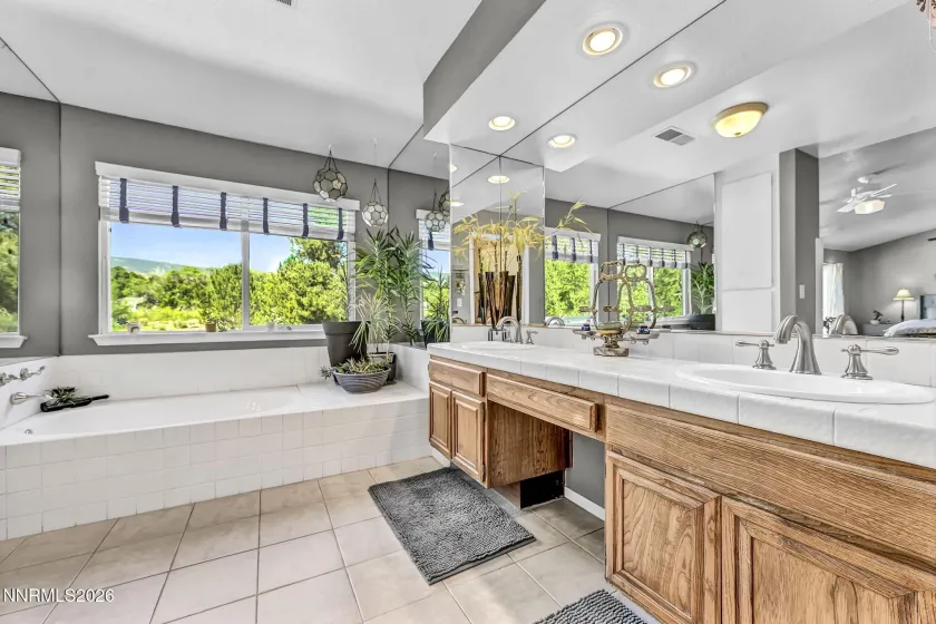 857 Lighthouse, Reno, Nevada 89511, 4 Bedrooms Bedrooms, ,3 BathroomsBathrooms,Residential,Residential,Lighthouse,0,260010031