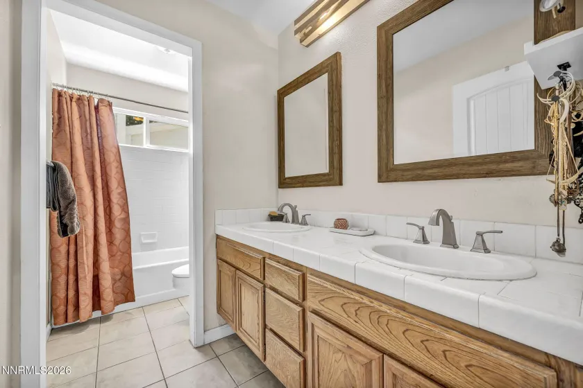 857 Lighthouse, Reno, Nevada 89511, 4 Bedrooms Bedrooms, ,3 BathroomsBathrooms,Residential,Residential,Lighthouse,0,260010031