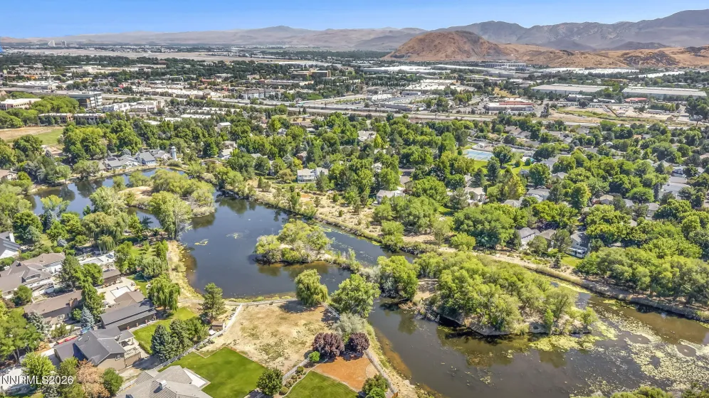 857 Lighthouse, Reno, Nevada 89511, 4 Bedrooms Bedrooms, ,3 BathroomsBathrooms,Residential,Residential,Lighthouse,0,260010031