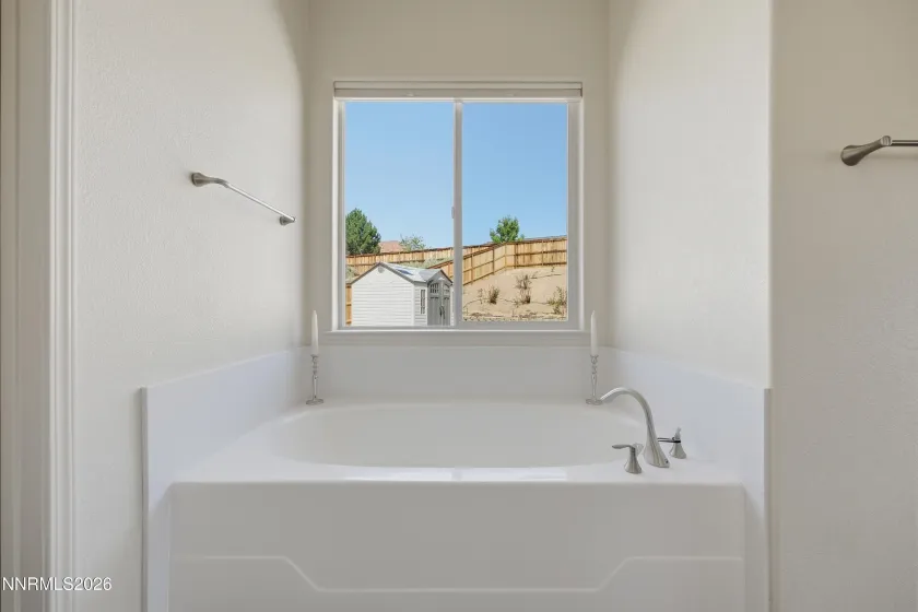 11880 Paradise Hills, Sparks, Nevada 89441, 4 Bedrooms Bedrooms, ,3 BathroomsBathrooms,Residential,Residential,Paradise Hills,0,260010035