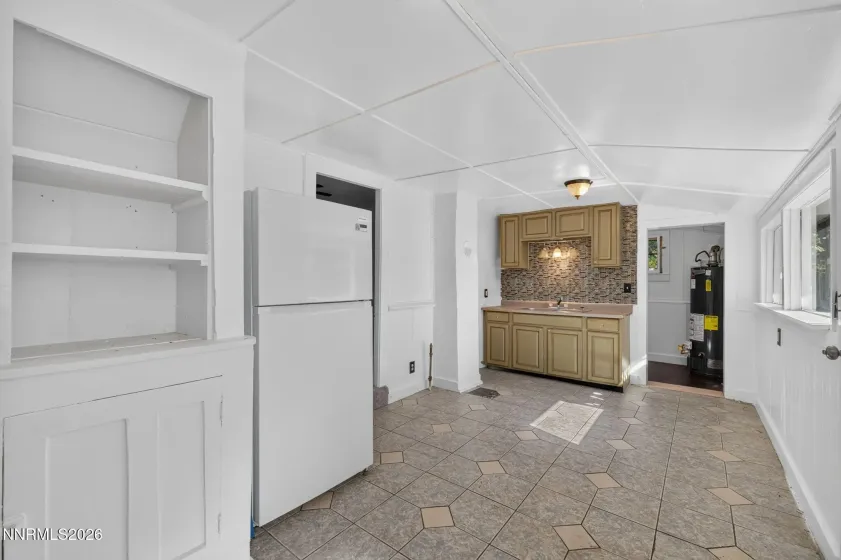 160 Gates, Dayton, Nevada 89403, 2 Bedrooms Bedrooms, ,1 BathroomBathrooms,Residential,Residential,Gates,0,260010036