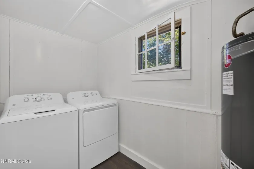 160 Gates, Dayton, Nevada 89403, 2 Bedrooms Bedrooms, ,1 BathroomBathrooms,Residential,Residential,Gates,0,260010036