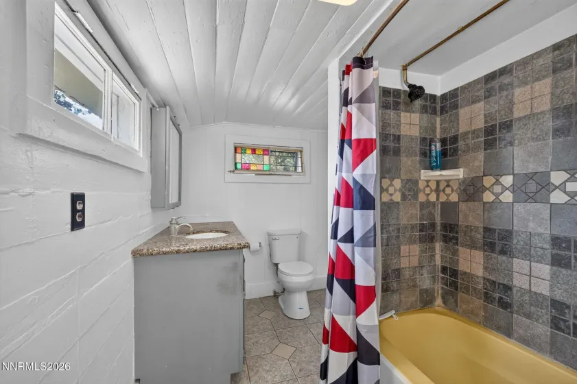 160 Gates, Dayton, Nevada 89403, 2 Bedrooms Bedrooms, ,1 BathroomBathrooms,Residential,Residential,Gates,0,260010036