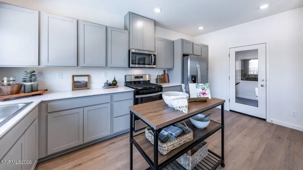 7556 Editor, Reno, Nevada 89506, 4 Bedrooms Bedrooms, ,3 BathroomsBathrooms,Residential,Residential,Editor,0,260010037