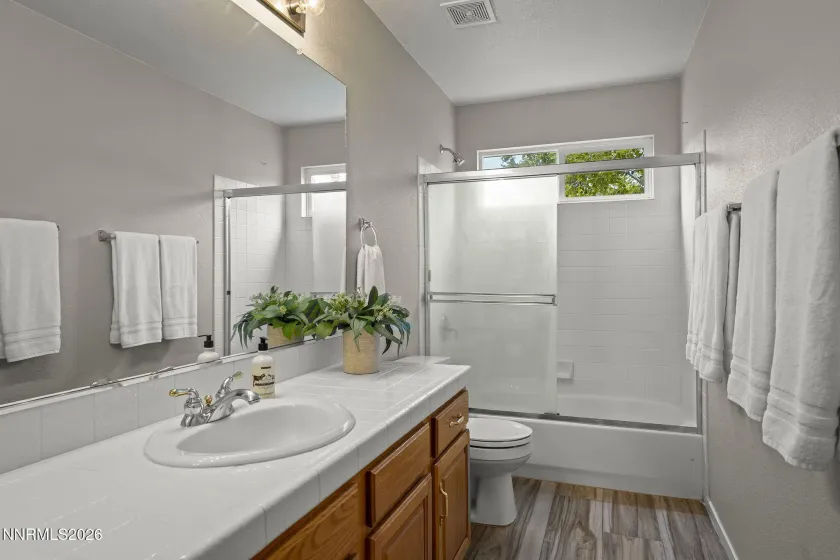 3736 Vancouver, Reno, Nevada 89511, 4 Bedrooms Bedrooms, ,3 BathroomsBathrooms,Residential,Residential,Vancouver,0,260009057