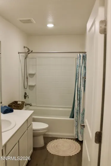 1914 Alabaster, Sparks, Nevada 89436, 4 Bedrooms Bedrooms, ,3 BathroomsBathrooms,Residential,Residential,Alabaster,0,260010048