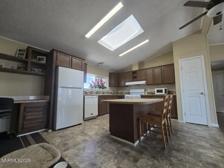 11625 Rye Patch Reservoir, Lovelock, Nevada 89419, 3 Bedrooms Bedrooms, ,2 BathroomsBathrooms,Residential,Residential,Rye Patch Reservoir,0,260010049