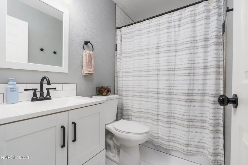 17745 Live Oak, Reno, Nevada 89508, 3 Bedrooms Bedrooms, ,2 BathroomsBathrooms,Residential,Residential,Live Oak,0,260010050