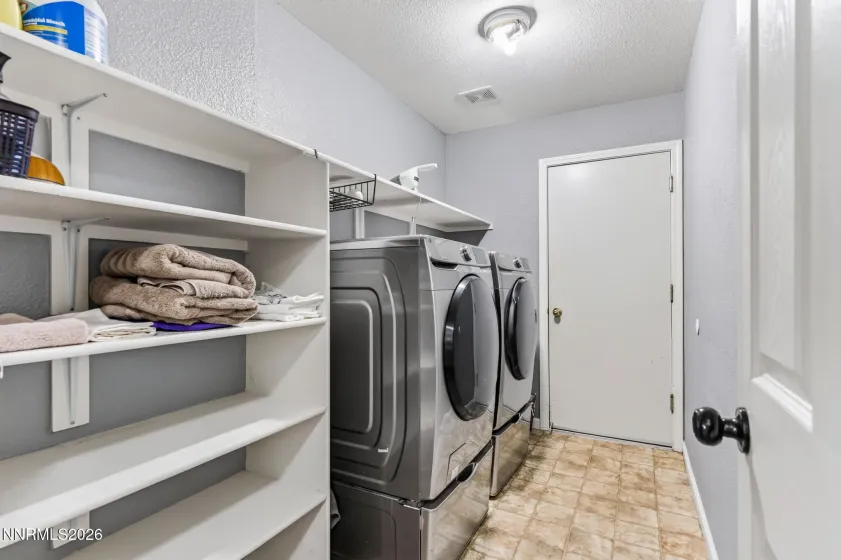 17745 Live Oak, Reno, Nevada 89508, 3 Bedrooms Bedrooms, ,2 BathroomsBathrooms,Residential,Residential,Live Oak,0,260010050